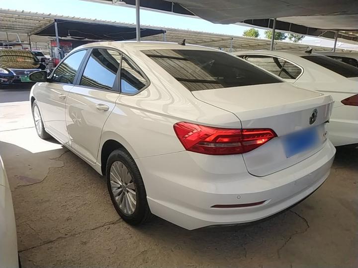 Lavida 2018 1.5L AT China V photo 4