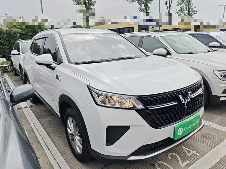 Wuling 2021 1.5T MT photo 3