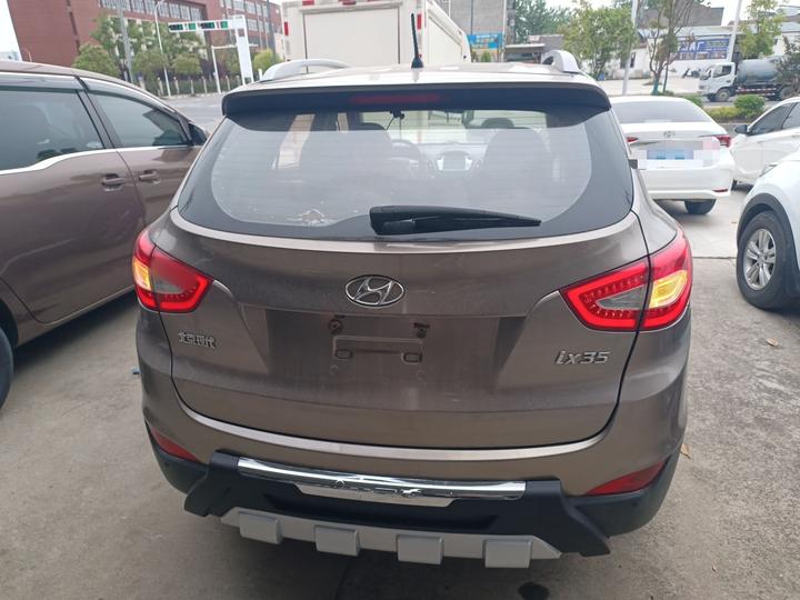 ix35 2015 2.0L AT RWD Smart IV photo 3