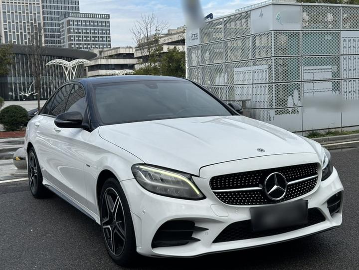 C-Class 2021 C 260 Starlight Edition photo 3