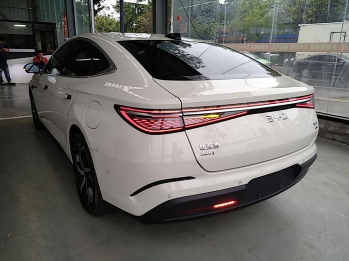 Seal 07 DM-i 2026 DM-i 1.5T 230km Flagship photo 4