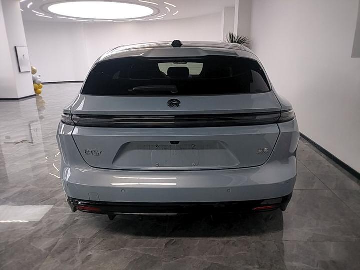 ET5T 2025 75kWh Touring photo 3