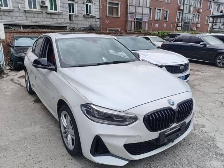 1 Series 2021 120i M Sport photo 3