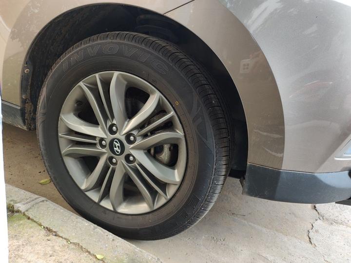 ix35 2013 2.0L AT RWD Smart GLS IV photo 8
