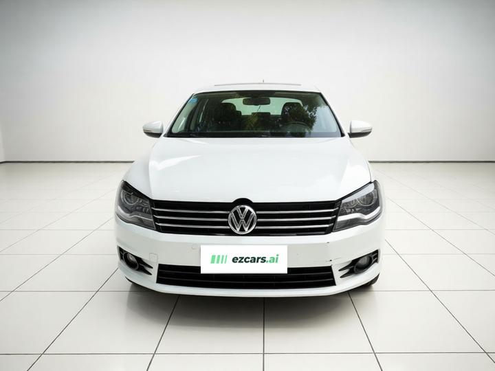 Bora 2014 1.6L MT Comfort photo 2