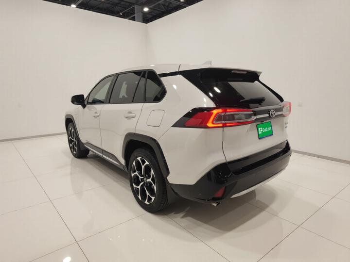 Wildlander EV 2021 Performance 2.5L AWD Power photo 4