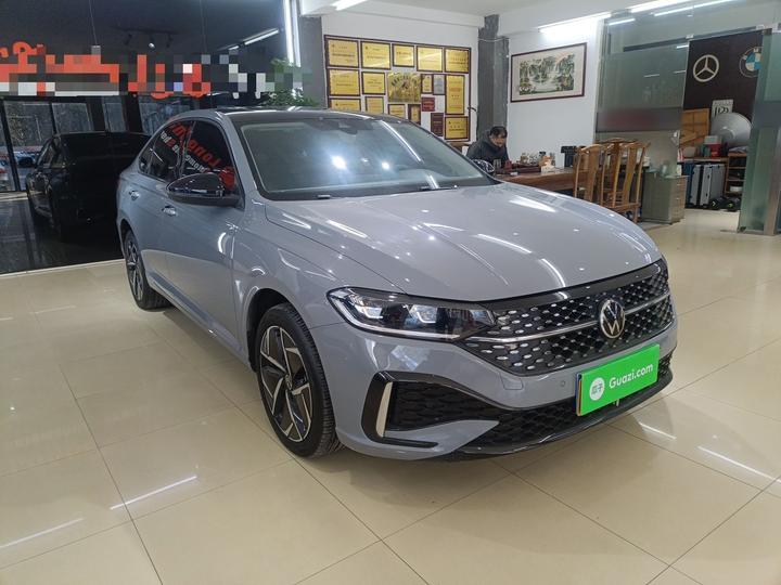 Lavida 2023 300TSI DSG photo 3