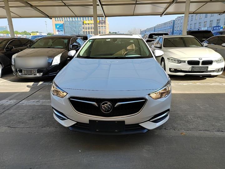 Regal 2019 20T Elite China VI photo 2