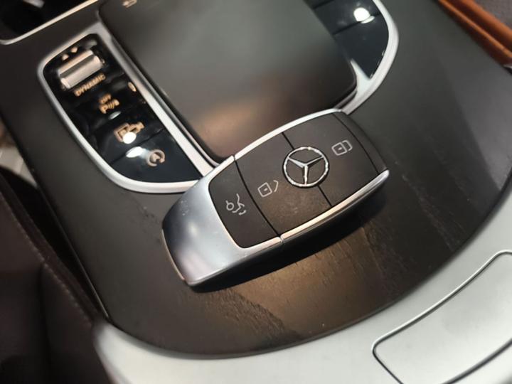 C-Class 2021 C 260 L Sport Starlight Edition photo 8