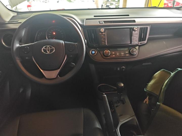 RAV4 2016 2.0L CVT RWD China V photo 5