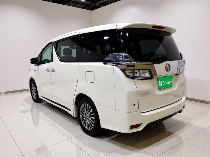 2020 Hybrid 2.5L HV Luxury photo 4
