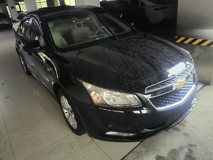2015 1.5L Classic SE MT photo 3