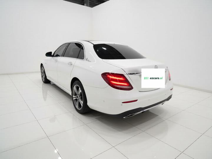 E-Class 2019 E 200 L Sport photo 4
