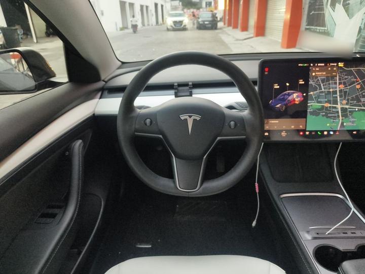 Model 3 2021 Standard Range RWD Upgraded photo 3