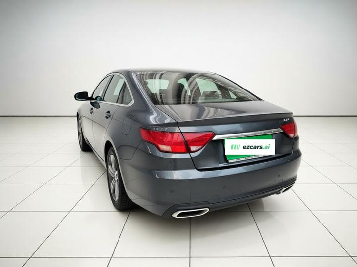 Emgrand GL 2018 1.4T MT Elite Connected photo 4