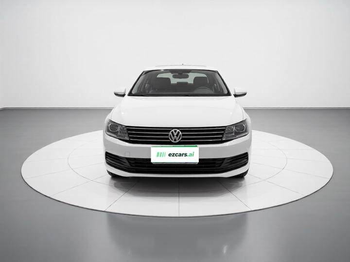 Lavida 2017 1.6L AT photo 2