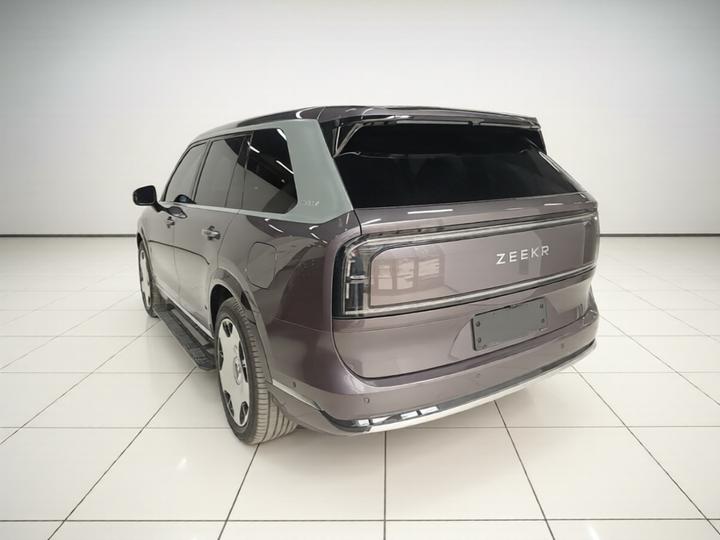 9X 2025 Hyper 70kWh 6-Seater photo 4