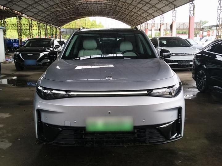 Leapmotor C16 2024 EV 520 Exclusive photo 2