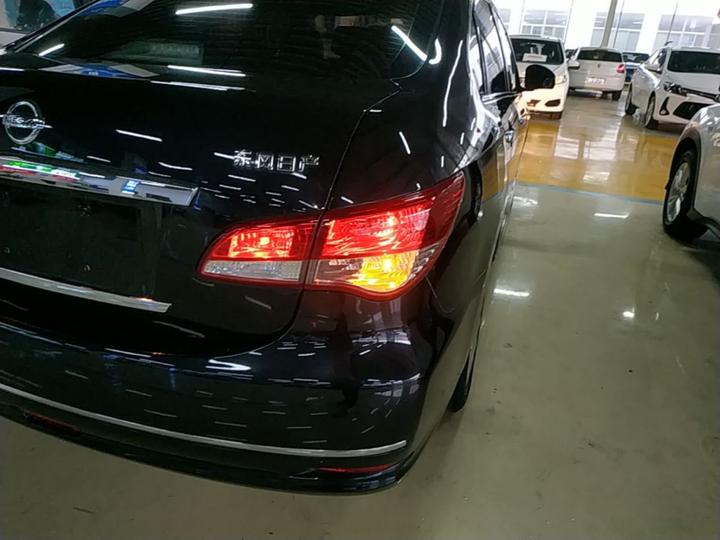 Sylphy 2012 Classic 1.6XE AT Comfort photo 7