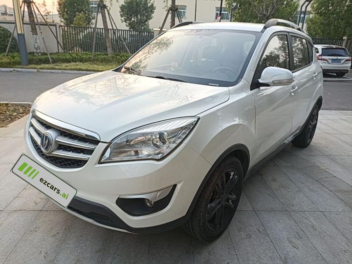 CS35 2015 1.6L MT Luxury China V