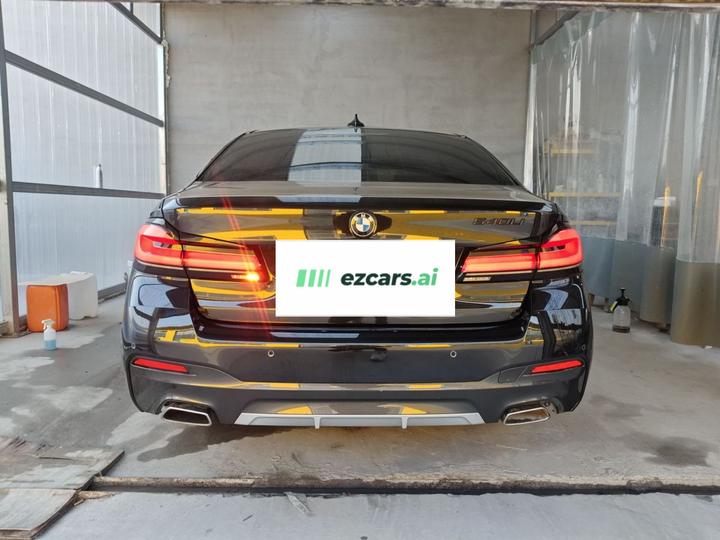 5 Series 2023 530Li Exclusive M Sport Package photo 3