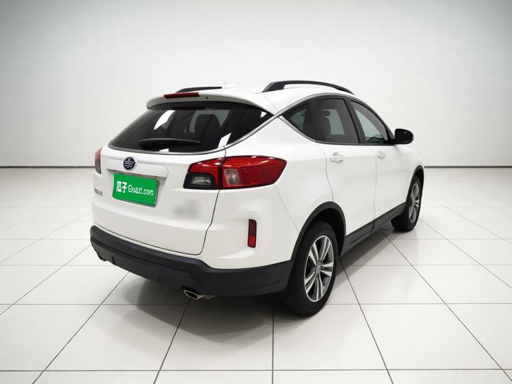 Bestune X80 2015 1.8T AT Sport photo 6