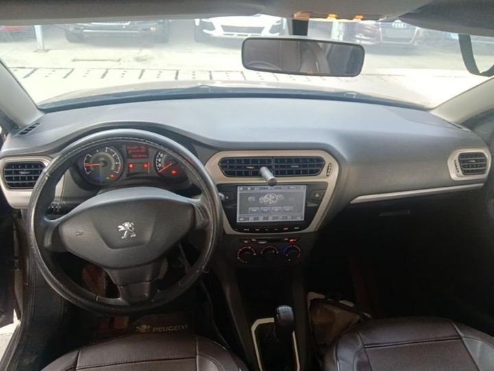 301 2014 1.6L MT Comfort photo 5