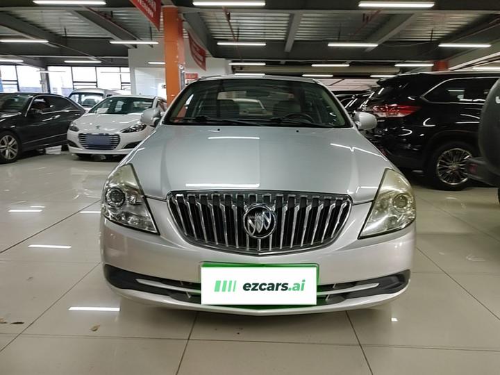 Excelle 2015 1.5L AT Classic photo 2