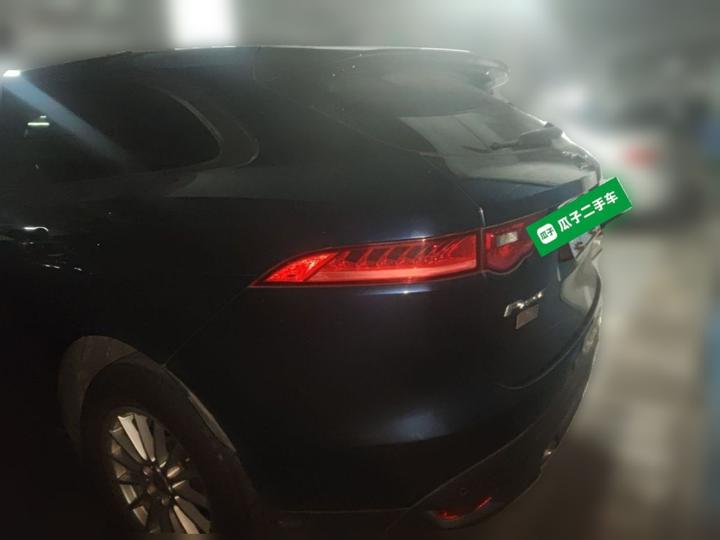 F-PACE 2018 2.0T RWD Exclusive photo 4