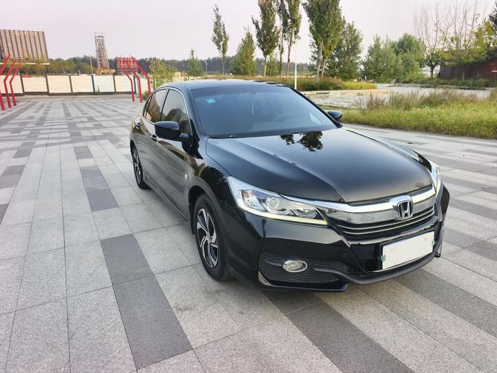 Accord 2016 2.0L Comfort photo 3