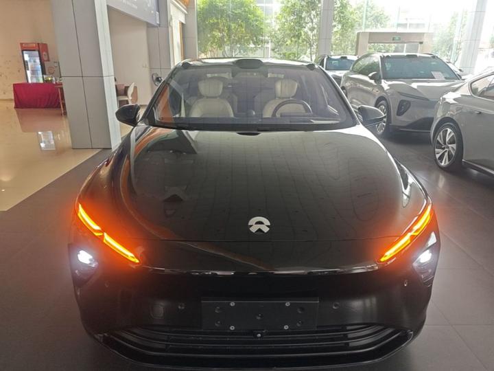 ET7 2022 100kWh Launch Edition photo 2