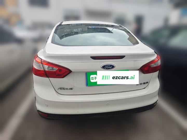 Focus 2012 Sedan 1.6L AT photo 5