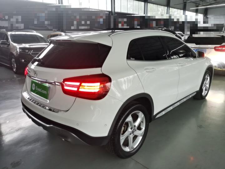 GLA 2019 GLA 200 Dynamic photo 6