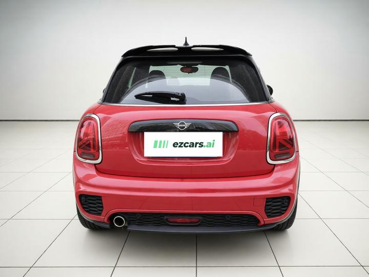 2019 1.5T COOPER 5-Door photo 3