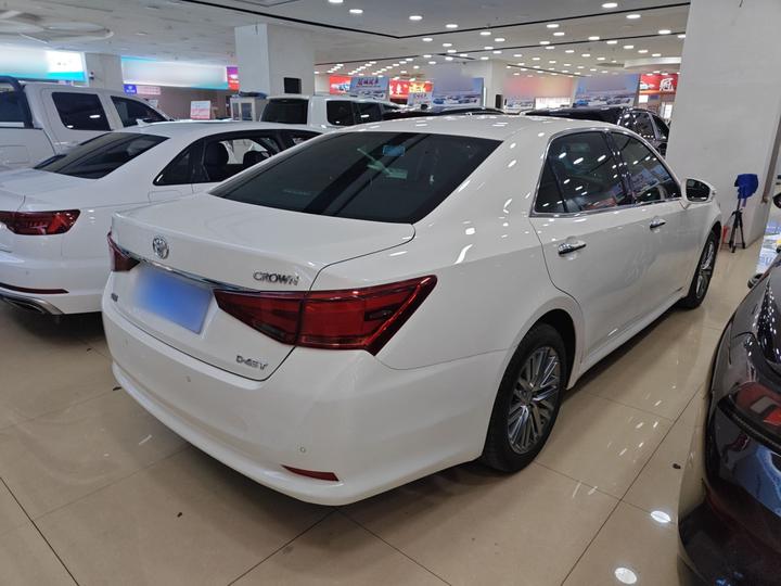 Crown 2017 2.0T Sport photo 4