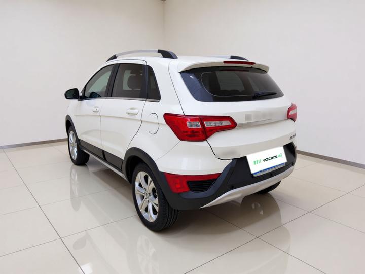 BAIC X25 2015 1.5L MT Comfort photo 4