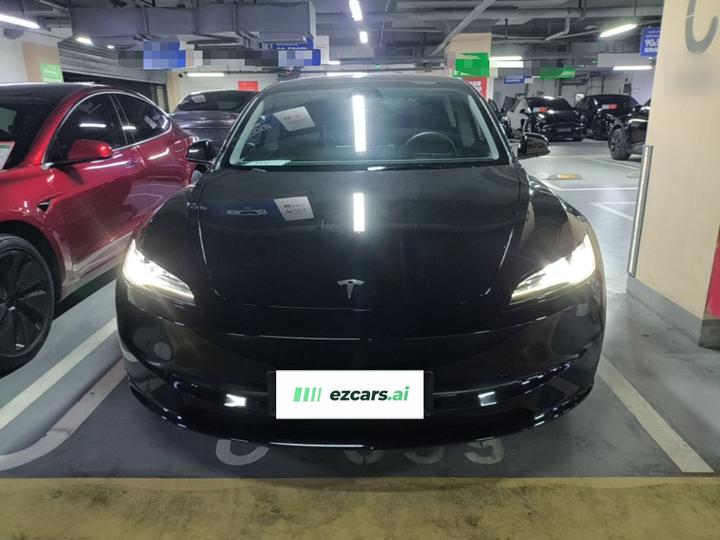 Model 3 2023 RWD photo 2
