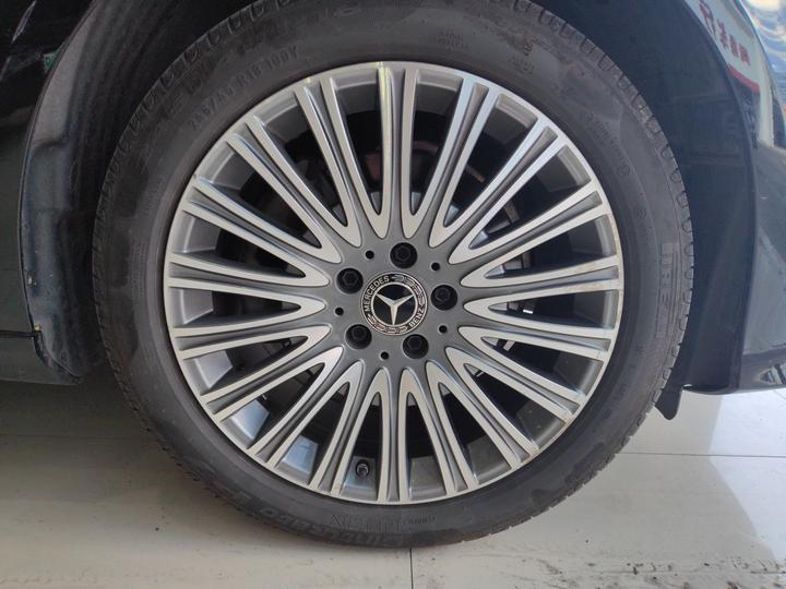 E-Class 2021 E 300 L Luxury photo 8