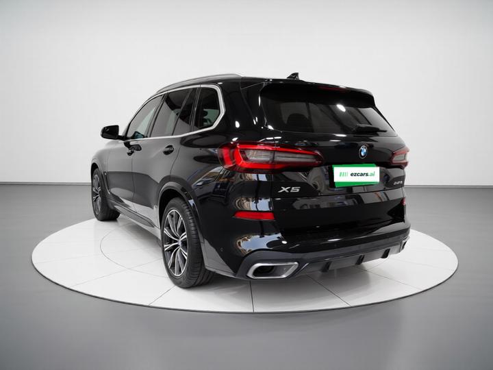 X5 Imported 2021 Facelift xDrive40i M Sport Package photo 4