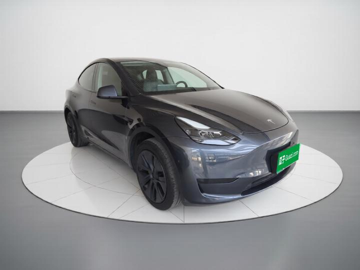 Model Y 2024 RWD photo 3