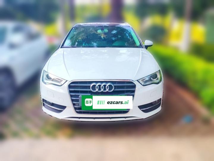 A3 2015 Sportback 40 TFSI AT Luxury photo 2