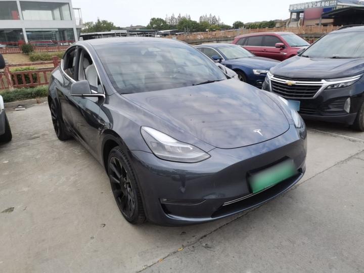 Model Y 2023 Long Range AWD photo 3
