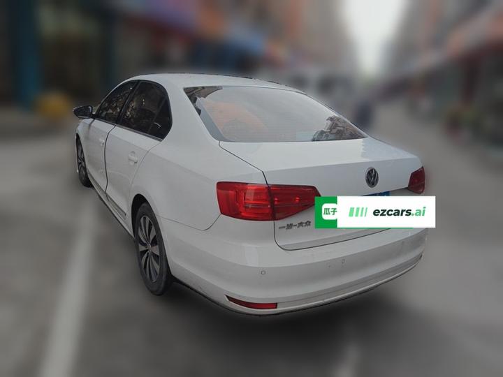 Sagitar 2015 230TSI AT Luxury photo 4