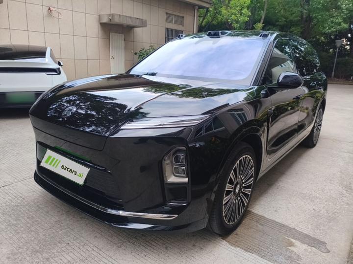 ES8 2026 6-Seater Executive Luxury