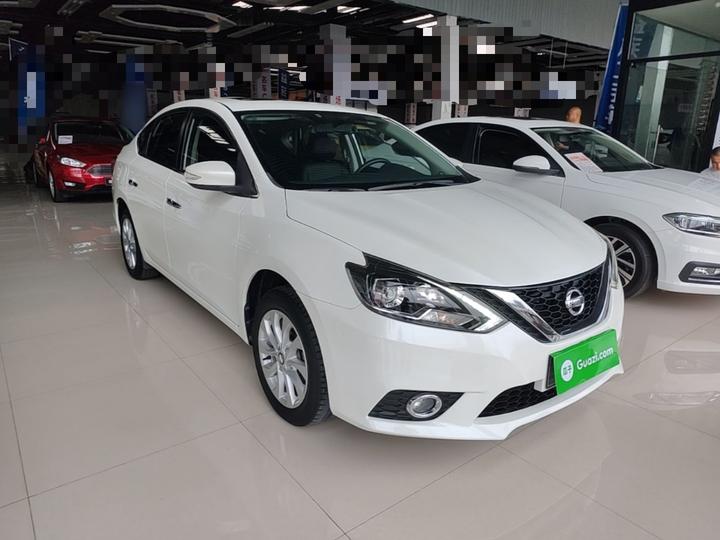 Sylphy 2018 1.6XV CVT Exclusive photo 3