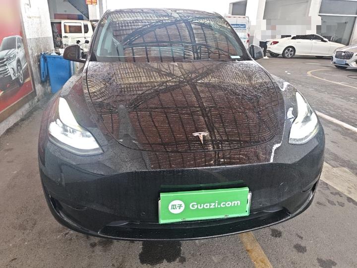 Model Y 2022 Facelift RWD photo 2