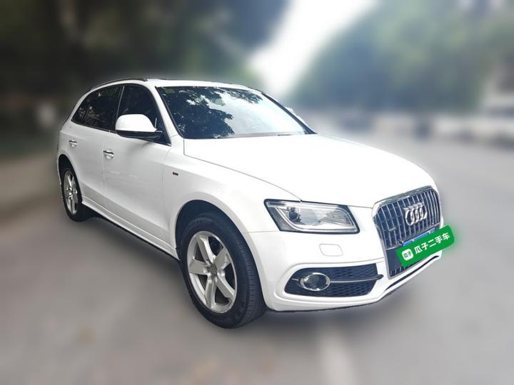Q5 2017 Plus 40 TFSI Progressive photo 3