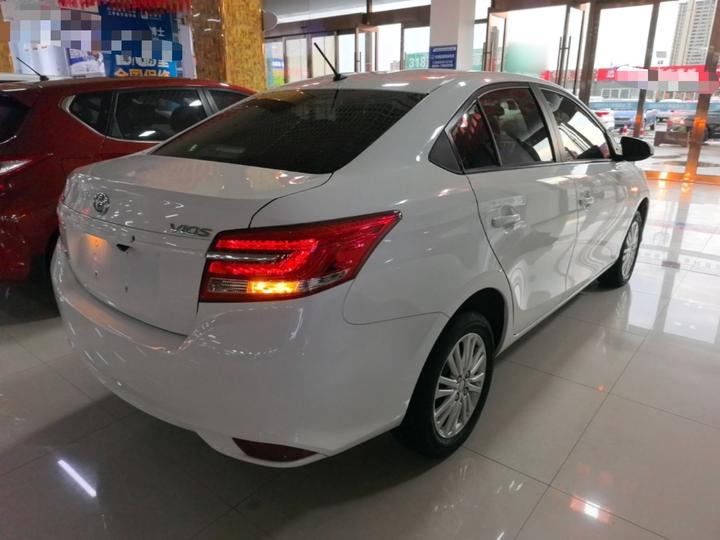 Vios 2019 1.5L CVT photo 4