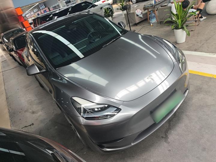Model Y 2022 Facelift RWD photo 3