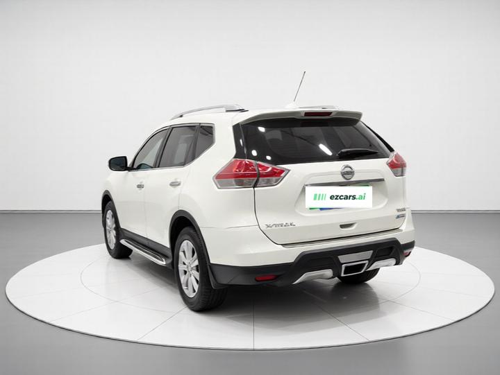 X-Trail 2015 2.0L CVT Comfort MAX 2WD photo 4